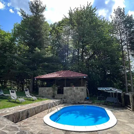 Vendégház милена Aprilci