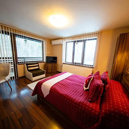 милена Aprilci