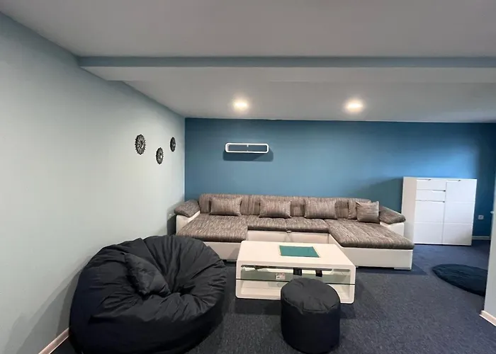 милена * 阿普里尔齐